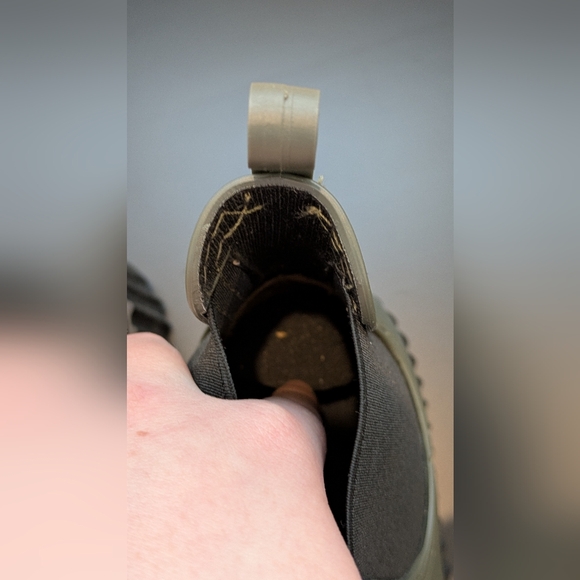 Army Green Boots - Picture 4 of 7